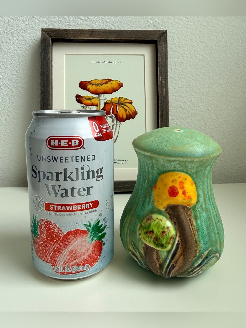 Oversized Mushroom Salt & Pepper Shakers, Merry Mushroom Style, Texas Pottery - Picture 8 of 10